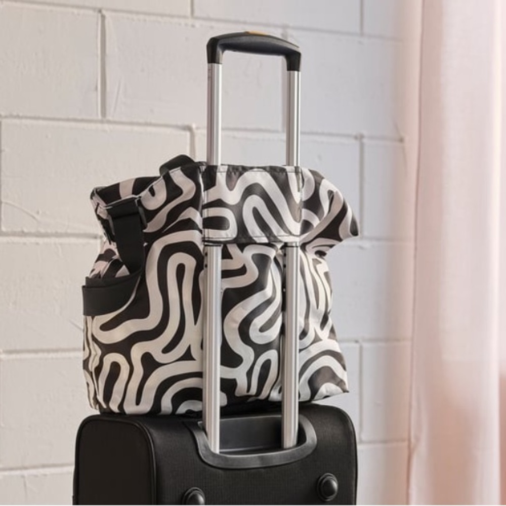 IKEA RÄCKLA Black and White Tote Bag